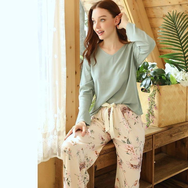 Carnation Long Sleeved 2 Piece Set