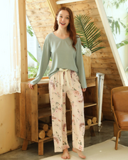 Carnation Long Sleeved 2 Piece Set