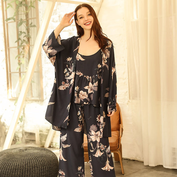 Midnight Lily 3 Piece Set