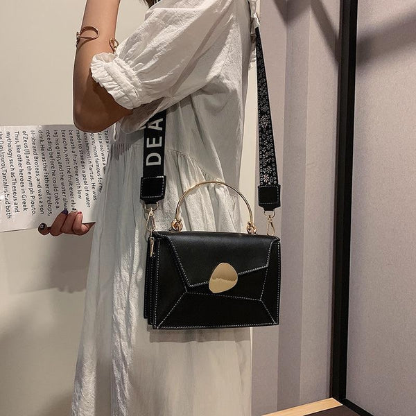 Iva Shoulder Bags LEFTSIDE Official Store 